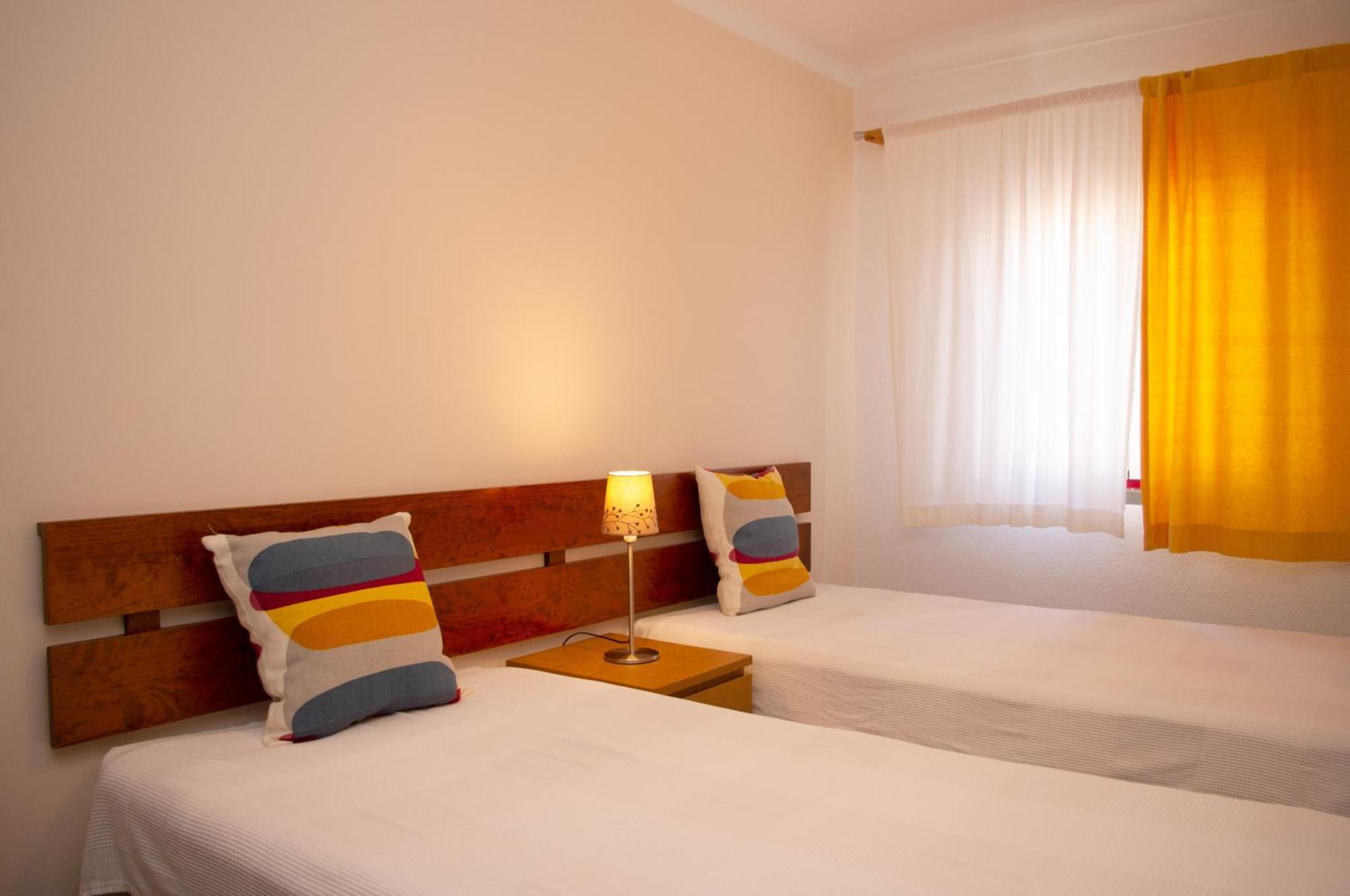 Apartamentos Monte Da Rosa Вила-Нова-де-Мильфонт Экстерьер фото
