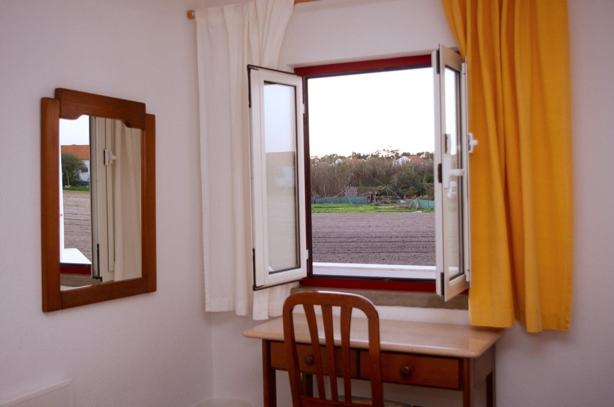 Apartamentos Monte Da Rosa Вила-Нова-де-Мильфонт Экстерьер фото